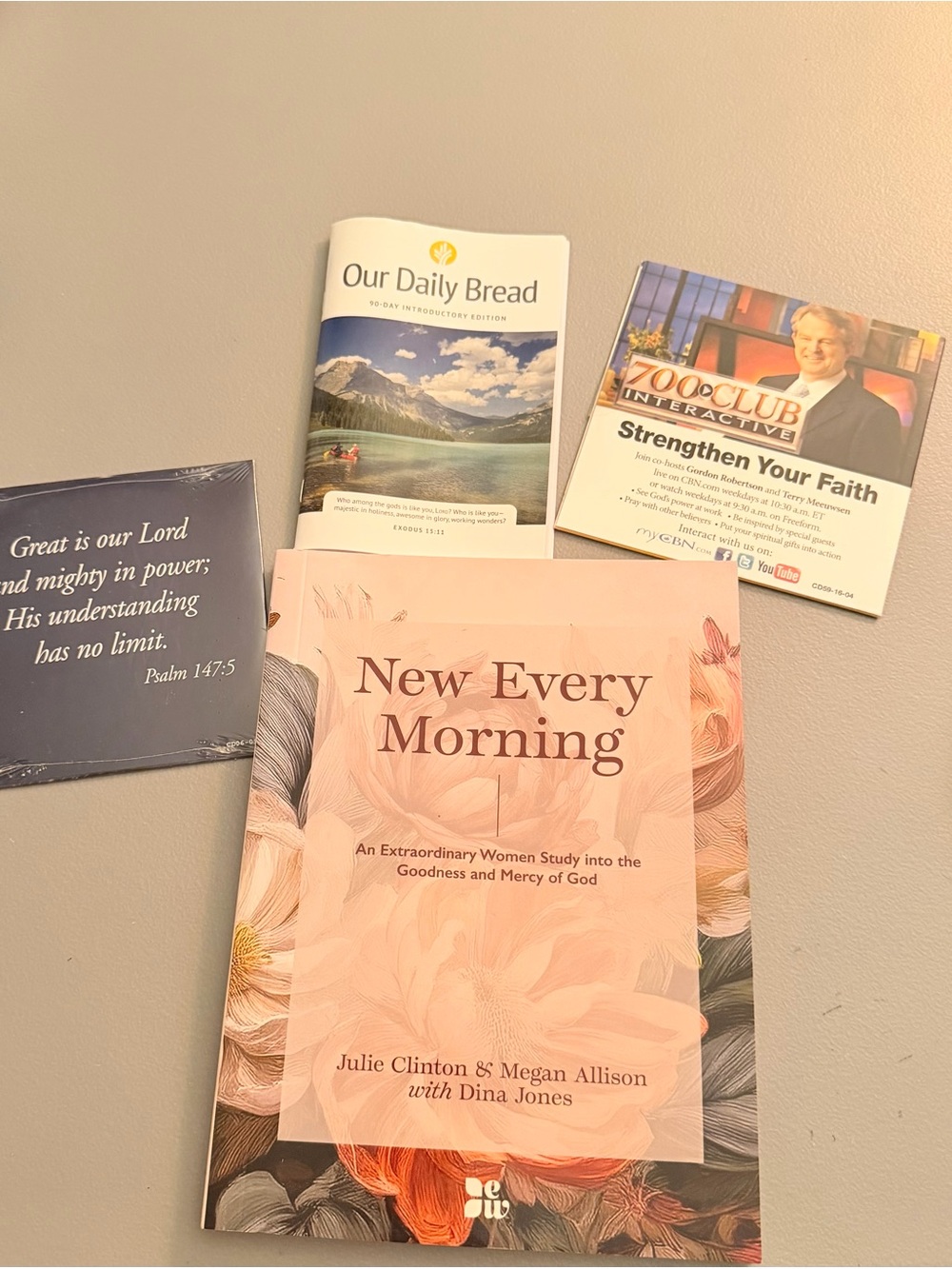 Lot of 5 New 2025 Every Morning Christian Books & New 700 Club Power For Life CD